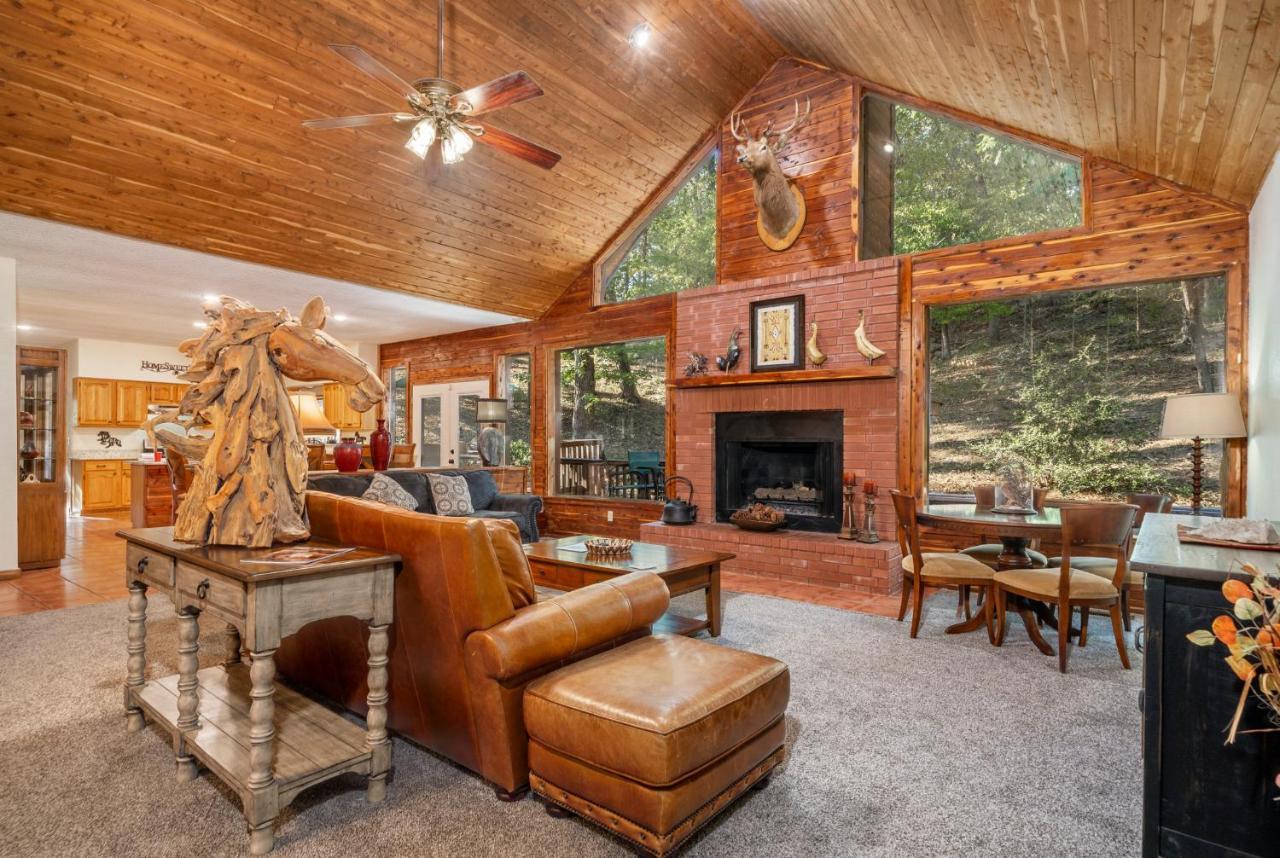Luxury Rock Creek Cabin W Deck By Lake Hamilton Hot Springs Extérieur photo