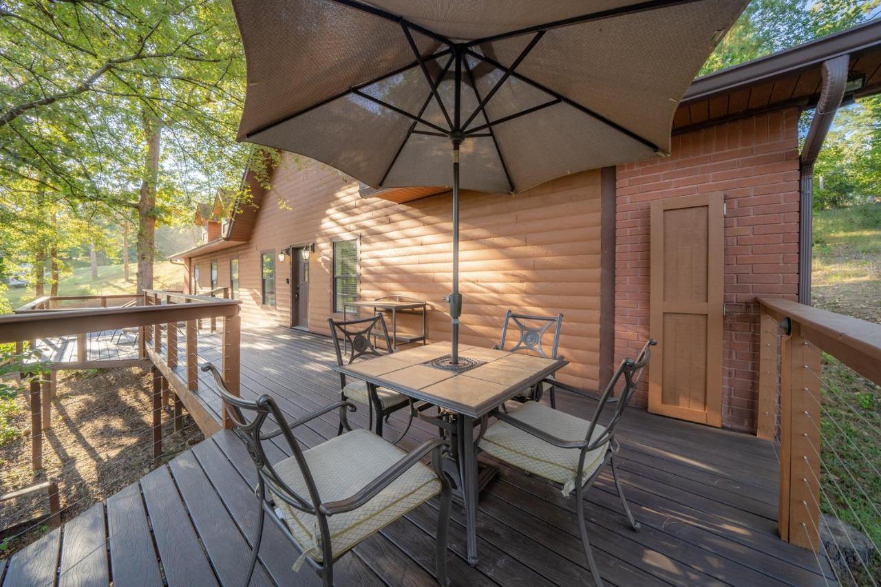 Luxury Rock Creek Cabin W Deck By Lake Hamilton Hot Springs Extérieur photo